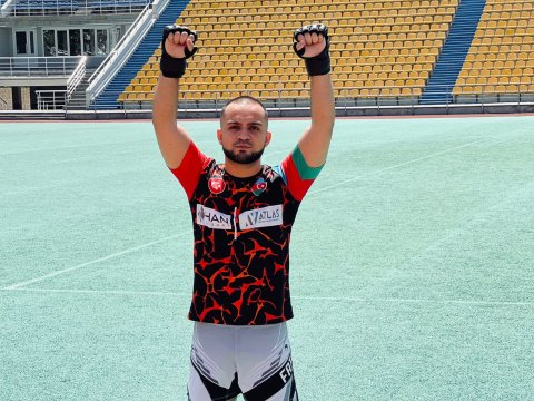 Azəbaycanlı tələbə ermənini məğlub etdi - gümüş medal qazandı  