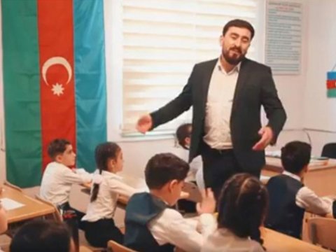 Nazir məktəbdə dini klip çəkən müəllim və şagirdə münasibət bildirdi