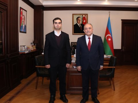 Rektor Vilayət Vəliyev universitetin yeni tələbə-rektoru ilə görüşüb
