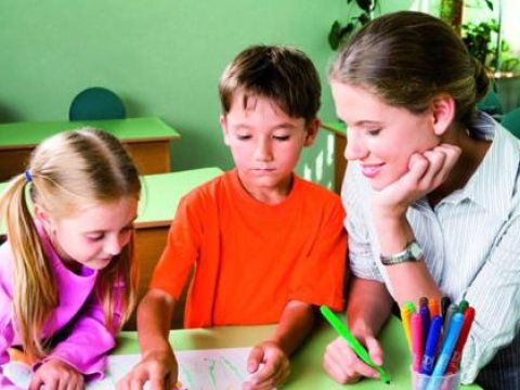 Psixoloqluğu kursda öyrənənlər məktəblərdə yetərincə iş aparmırlar-Direktor müavini