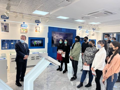 Sınaq imtahanlarında ən yüksək nəticə göstərən abituriyentlər DİM-də “Açıq qapı” günündə iştirak ediblər