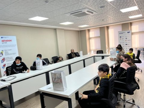 DİM Vətən müharibəsində şəhid olmuş şəxslərin məktəbli övladlarının iştirakı ilə  tədbir təşkil edib