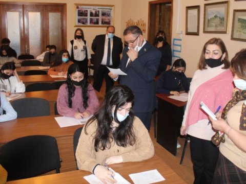 Təhsil Nazirliyi yanında İctimai Şuranın üzvləri BSU-da imtahan sessiyasını izləyiblər  