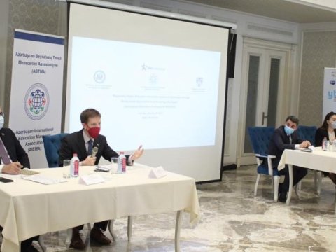 BMU əməkdaşları ali təhsilin beynəlmiləlləşdirilməsinə həsr olunan seminarda  