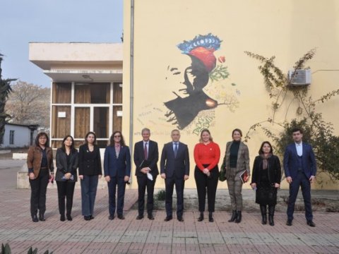 Amerikalı professor Mingəçevir Dövlət Universitetində seminar keçib