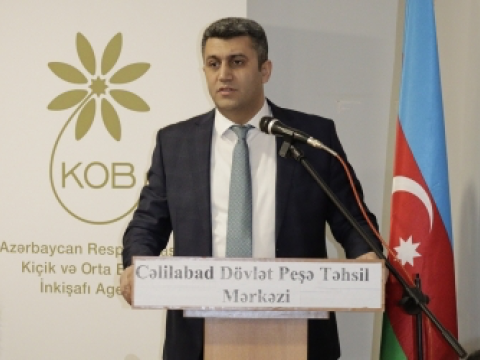 Peşə təhsili alan tələbələr üçün biznes təlimlərinə başlanılıb