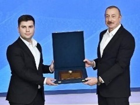 UNEC-in tələbə və məzunu Prezident mükafatına layiq görülüb