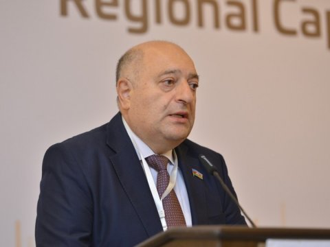 Komitə sədrindən Ramiz Mehdiyevə sərt sözlər:  “O kənara çəkilməli, yaxud itələnməlidir”