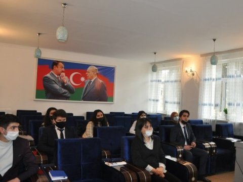 Mingəçevir Dövlət Universitetində könüllü gənclərlə görüş keçirilib-FOTO