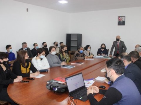 Mingəçevir Dövlət Universitetində “Ulu Öndər Heydər Əliyevin iqtisadi inkişaf strategiyası” mövzusunda elmi seminar keçirilib
