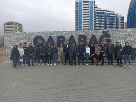UNEC-in tələbələri Hərbi Qənimətlər Parkında olublar