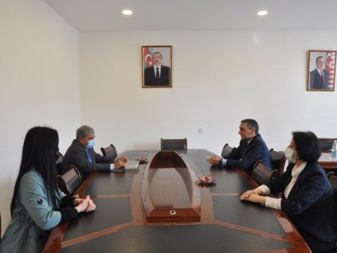 MDU-da Xalq yazıçısı Əzizə Cəfərzadəyə həsr olunmuş dəyirmi masa keçirilib  