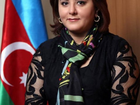 Məktəb direktoruna “Tərəqqi” medalı verildi -FOTO