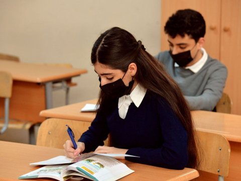 Şagirdlər ixtisas qruplarına daxil olmayan fənləri ağır keçməməlidir-Ekspert