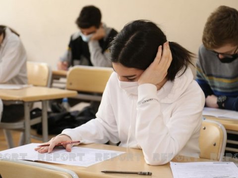 Buraxılış imtahanları dünya formatına uyğun deyil-Umud Babaşov