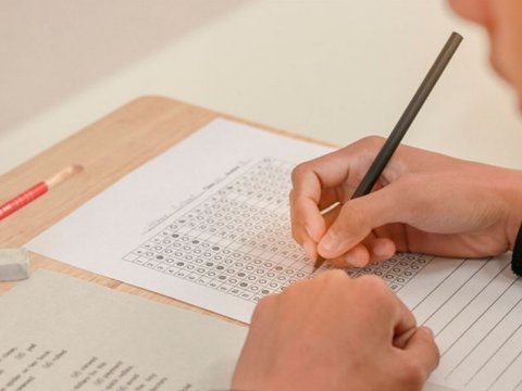 DİM sualların çətinlik dərəcəsi ilə bağlı ETİRAZLARA münasibət bildirib