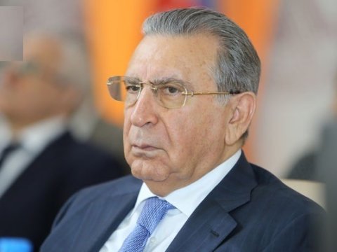 Ramiz Mehdiyev AMEA-da iclas keçirdi