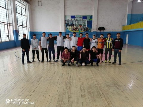 ADNSU tələbələri arasında futzal çempionatının ilk mərhələsi keçirilib