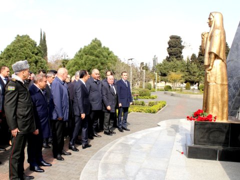 LDU-da soyqırım qurbanlarının xatirəsi anılıb