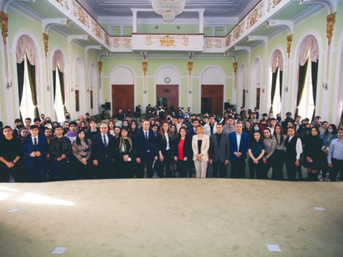 UNEC-də “Bir ideyam var” layihəsinin təqdimatı keçirilib