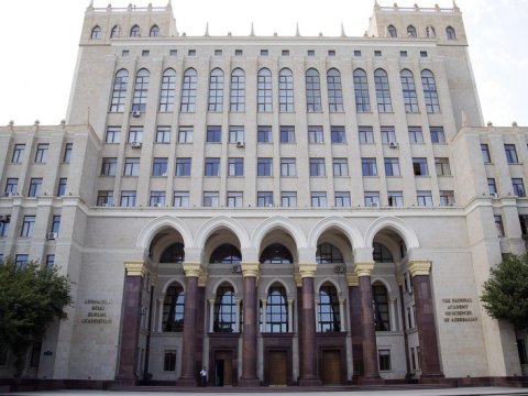 Elmi işlə məşğul olmayan şəxslər AMEA-dan kənarlaşdırılmalı, qurumlar birləşdirilməlidir-Vitse-prezident