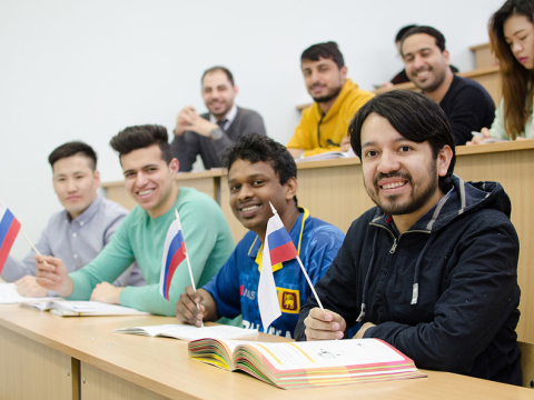 Rusiyalı tələbələr üçün universitet qapıları bir-bir bağlanır