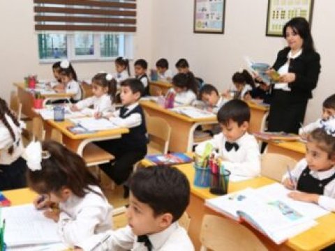 Nazirlik: “Bəzi müəllimlər uşaqlara həddindən artıq ev tapşırığı yükləyir”  