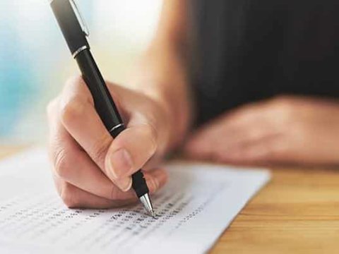 Buraxılışda 200 balı keçənlər arasında universitetlərə sənəd verməyənlər var-SİYAHI HAZIRLANIB