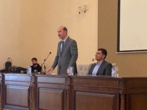 UNEC-də iş dünyasının tanınmış nümayəndələri ilə görüşlər davam edir