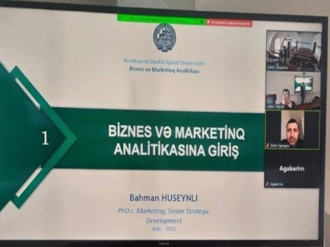 UNEC-də Biznes və marketinq analitikası kursuna start verilib