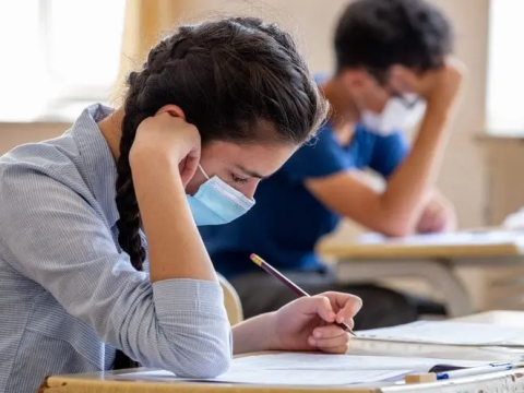 Buraxılış imtahanında az bal toplayanlar qəbulda iştirak edə bilərlər?-CAVAB