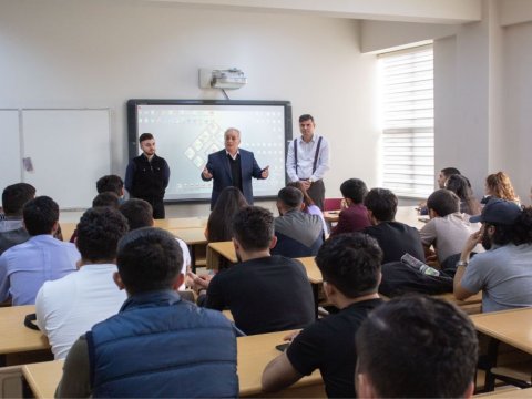 Tələbələr üçün “Zamanın idarə olunması” mövzusunda təlim təşkil edilib  