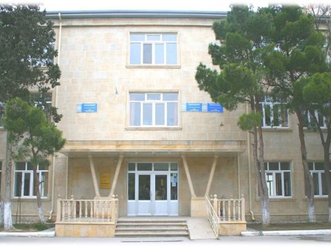 210 nömrəli məktəbin girişlərindən birinin bağlanması haqda yayılan xəbərlər həqiqətə uyğun deyil-Direktordan açıqlama