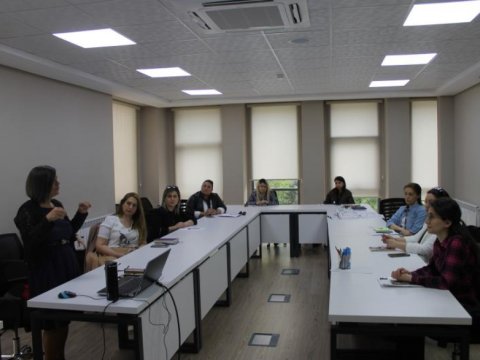 İngilis dili fənni üzrə hazırlıq kursunun məşğələsi təşkil edilib  