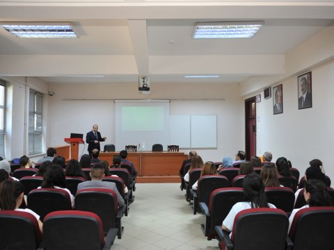 BMU-da elmi seminar keçirilib