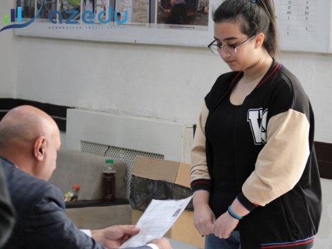 III ixtisas qrupunun qəbul imtahanından FOTOREPORTAJ-Həyəcanın bilinməyən səbəbləri