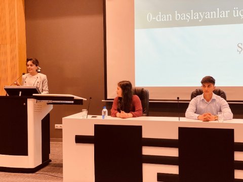 UNEC-də sosial media haqqında seminar keçirilib-FOTO