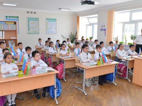 Lisey və gimnaziyalara şagird qəbulu davam edir  