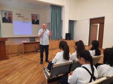 Abituriyentlərlə hava-su kimi vacib görüş - BŞTİ ilə AzEDu-dan ortaq təlim-FOTOLAR