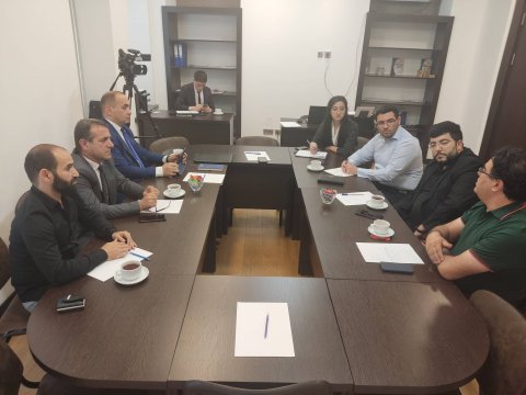 Əcnəbilər  universitetlərimizə  niyə gəlmirlər?- Ciddi problem - AzEdu-da dəyirmi masa-FOTO