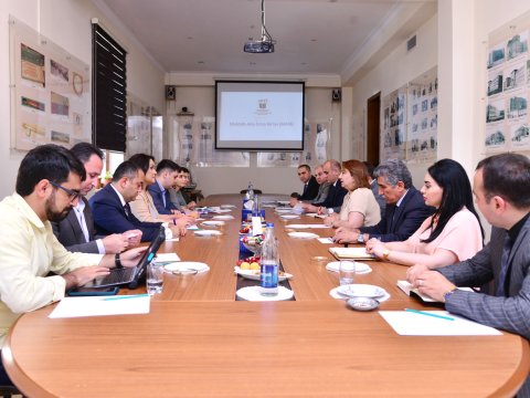 Məktəb-ailə əməkdaşlığının inkişafı məsələləri müzakirə olunub-FOTO  