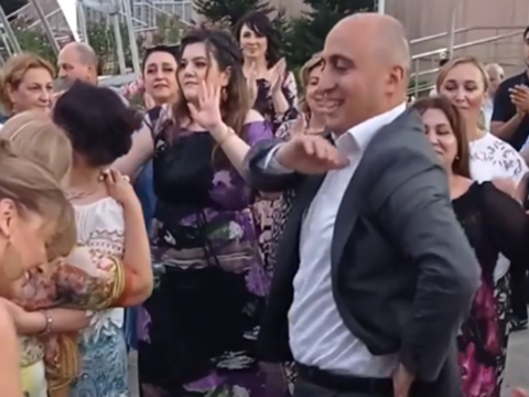 İnternat məktəbində toy oldu, nazir rəqs etdi - VİDEO