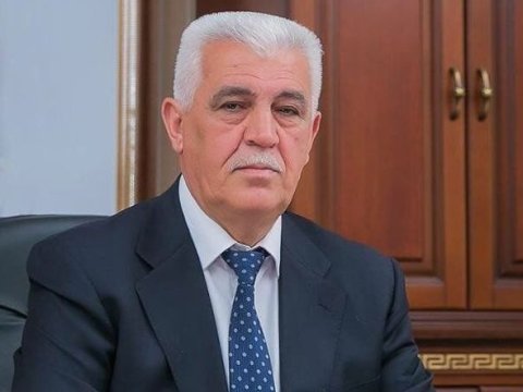 Prezident rektoru vəzifəsindən azad etdi 