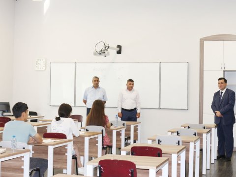 Azərbaycan-Fransız Universitetinə bakalavr pilləsi üzrə qəbul imtahanı keçirilib