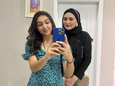 Övladı ali məktəbə qəbul olan jurnalistlər-\