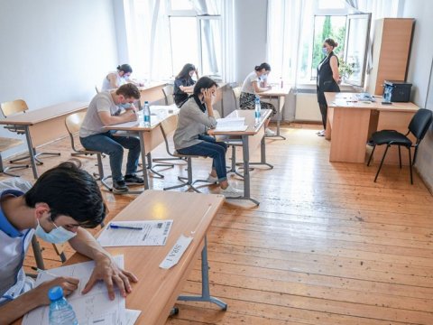 Ali məktəbə qəbul olan subbakalavrların sayı azalıb-SƏDR