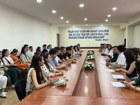 UNEC-də “Soft Skills” təlimləri başa çatıb