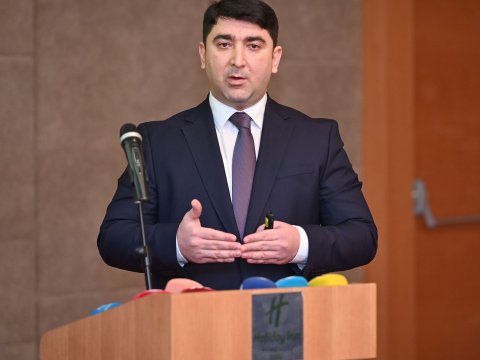 Deputatlar da tələbələrə yardım üçün bizə müraciət edirlər – Fond direktoru  