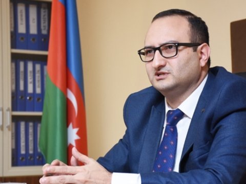 Şəhid məzarı önündə dini şüarların ifrat göstərişli şəkildə səsləndirilməsi yolverilməzdir-REKTOR