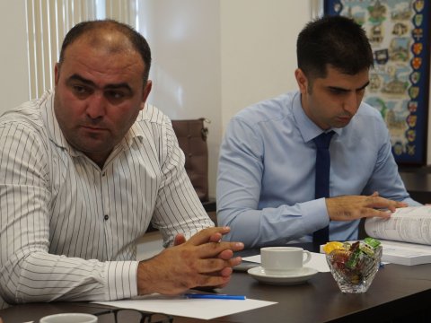 Minlərlə abituriyentin xilaskarına çevriləcək vəsait – Tənqid  və təkliflərlə dolu “Dəyirmi masa”-FOTOLAR